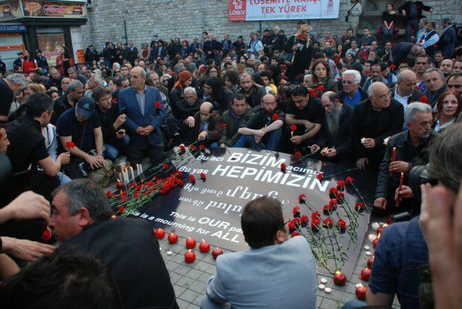 Խոնարհում Եղեռնի զոհերի հիշատակին Ստամբուլում. բարի կամքի դրսեւորո՞ւմ, թե՞ քաղաքականություն