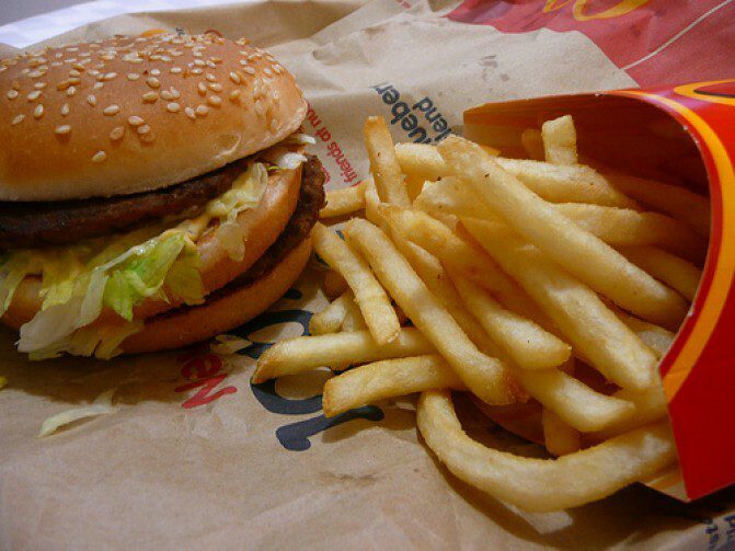 «McDonald’s –ի մուտքը Հայաստան նոր որակ կբերի». Էկոնոմիկայի նախարարությունը ողջունում է, սիրահարները` սպասում