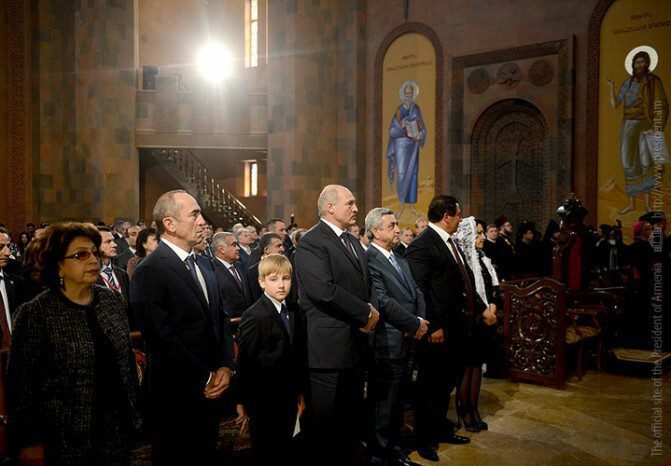 Հայաստանի և Բելառուսի նախագահները ներկա են գտնվել Սբ. Հովհաննես Մկրտիչ եկեղեցու օծման արարողությանը