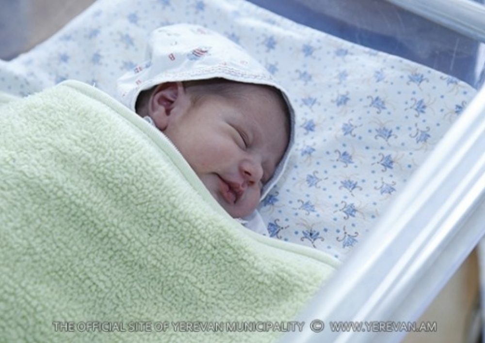 Մեկ շաբաթվա ընթացքում Երեւանում ծնվել է 469 երեխա՝ 250 տղա, 219 աղջիկ