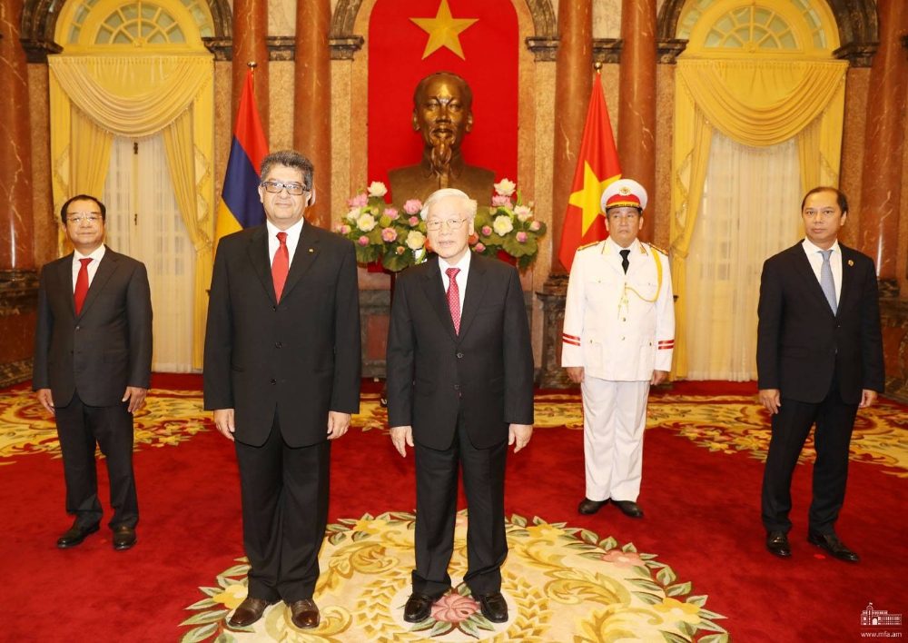 Դեսպան Կաժոյանն իր հավատարմագրերը հանձնեց Վիետնամի նախագահին
