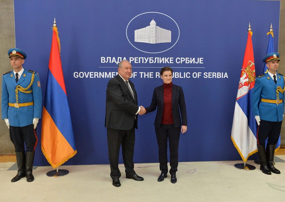 Կարևորվել է փոխայցելությունների, գործարար շփումների ակտիվացումը․ Հայաստանի նախագահ Արմեն Սարգսյանը հանդիպել է Սերբիայի վարչապետ Անա Բռնաբիչի հետ․ Տեսանյութ