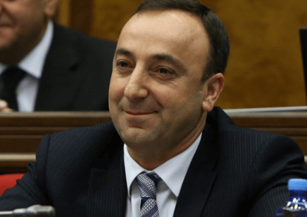 Հրայր Թովմասյանը չի պատասխանել ԱԱԾ աշխատակիցների զանգերին